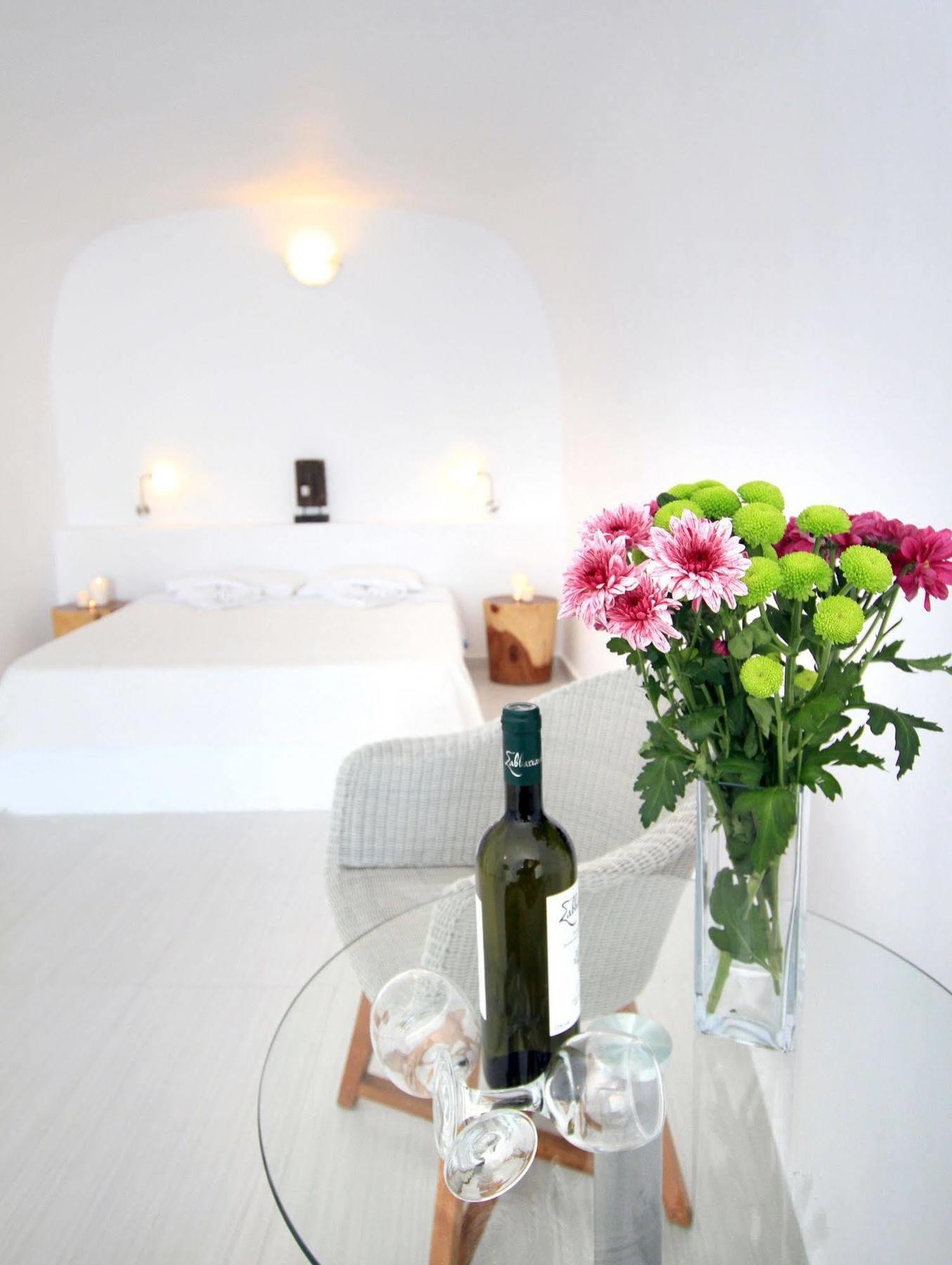 Finesse Suites Ія Екстер'єр фото